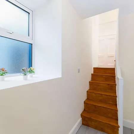 444 - بيت للعطل *